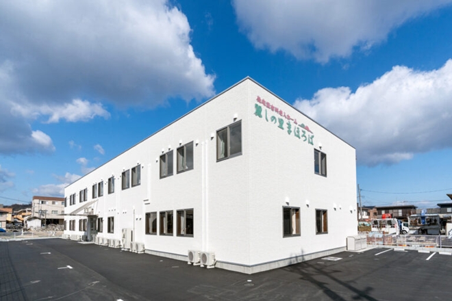 住宅型有料老人ホーム　麗しの里まほろば